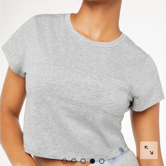 Savage Fenty Xssential Baby Pocket Tee Platinum Grey XL NWT and in packaging - Picture 5 of 8